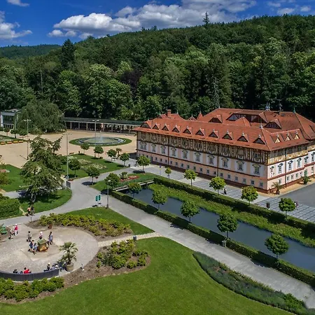Hotel Jurkovicuv Dum 4*