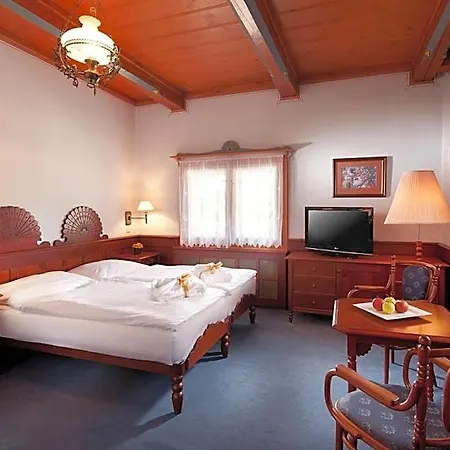 Jurkovičův Dům Hotel 4*