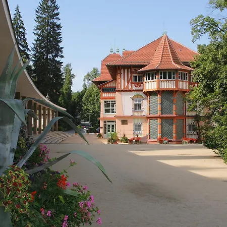 מלון Jurkovicuv Dum