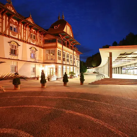 Hotel Jurkovicuv Dum Luhačovice